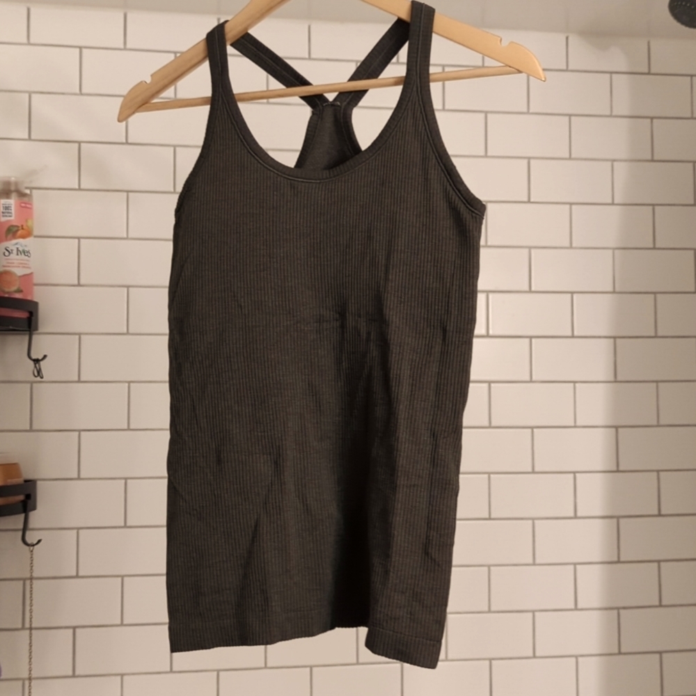 Lululemon Dark Olive Green Tank size unknown - probable 6